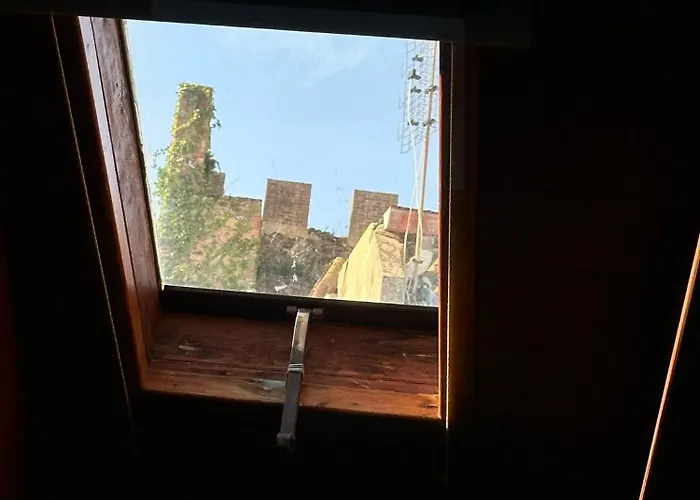 Locazione Turistica Casa Guelfa Отель типа 